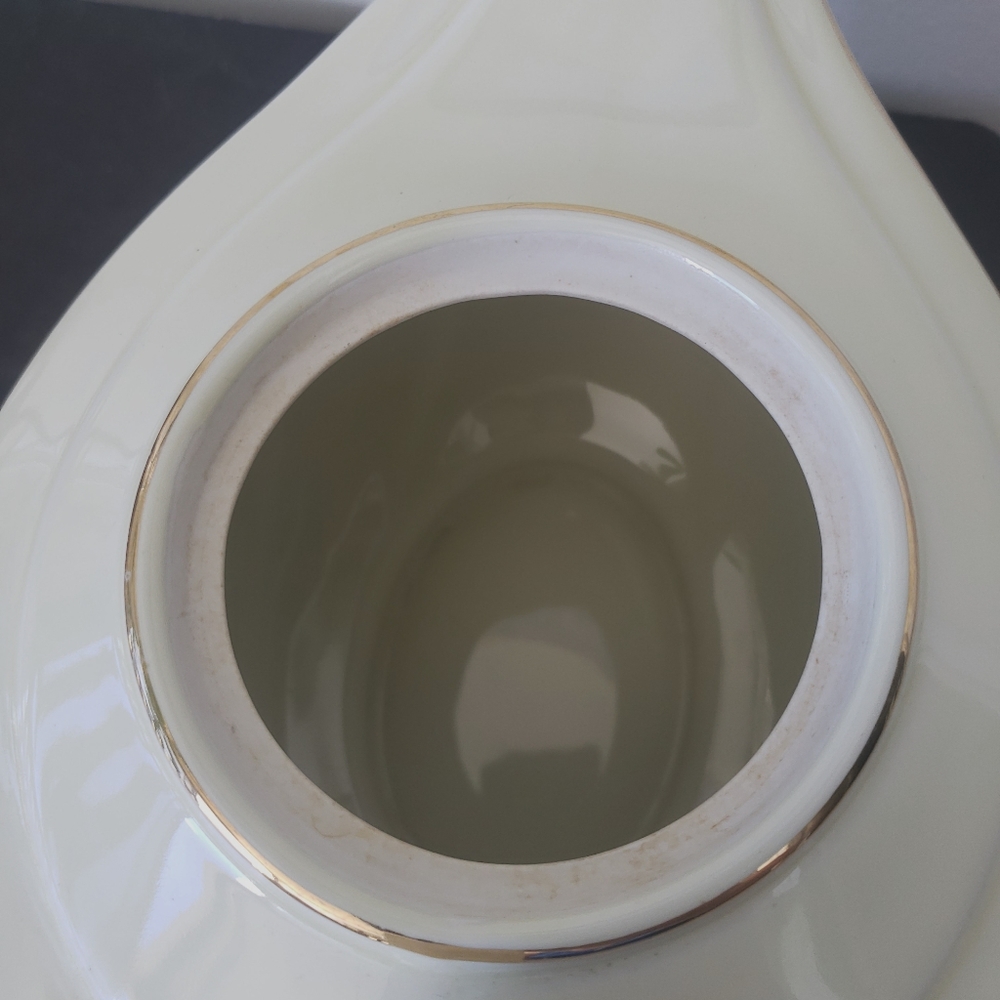 HALLs Superior tea pot - Picture 3 of 16